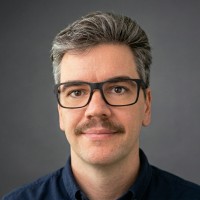 Adalberto Soares — Lead AI Engineer and meta-agentic systems architect
